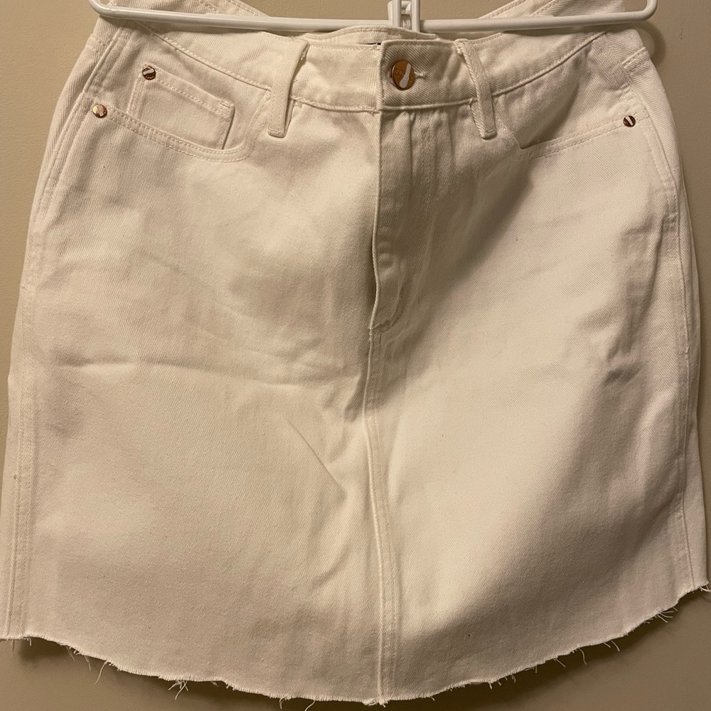 🆕 Buffalo High Rise Denim Skirt✨- NWOT